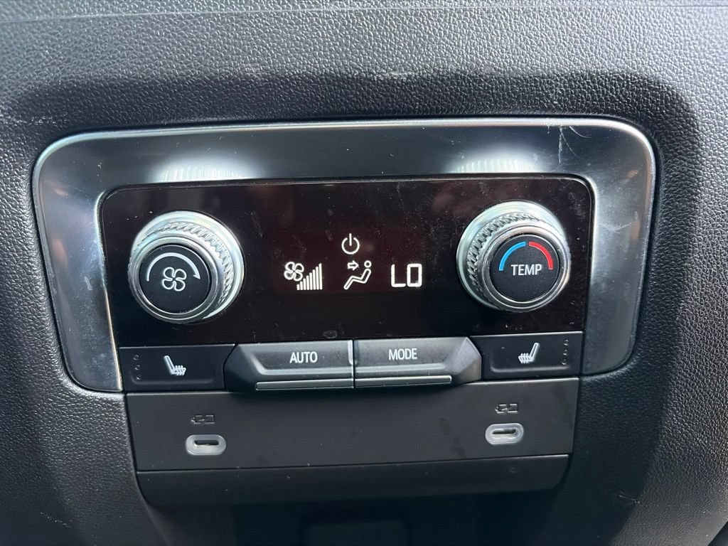 Used 2023 GMC Yukon Denali AWD/4WD image 42