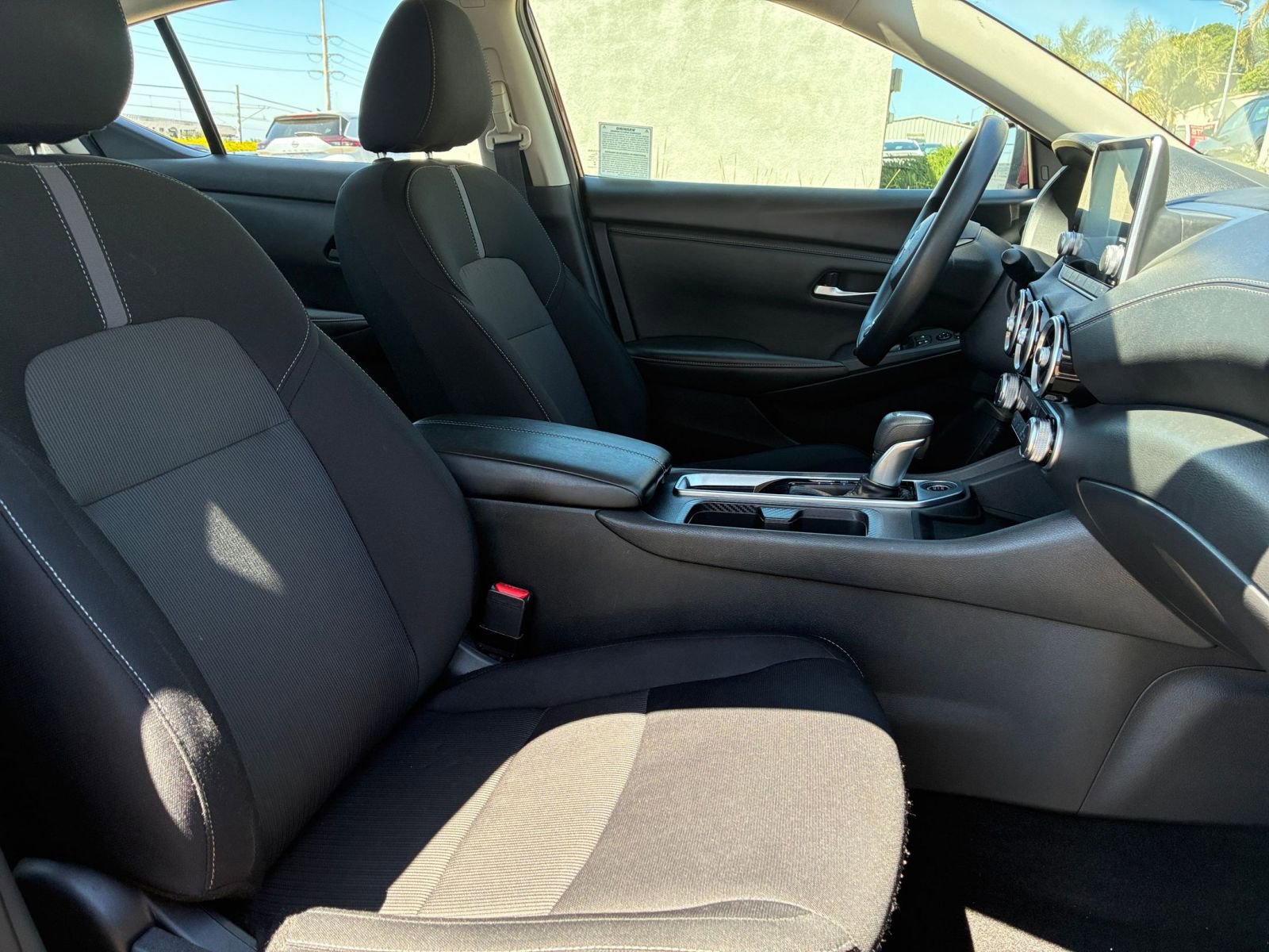 Used 2024 Nissan Sentra SV FWD image 34