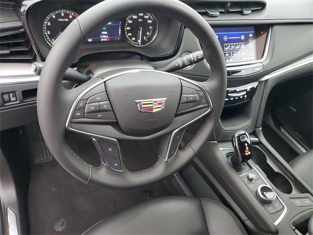 Certified 2020 Cadillac XT5 Luxury w/ LPO, Floor Liner Package image 18