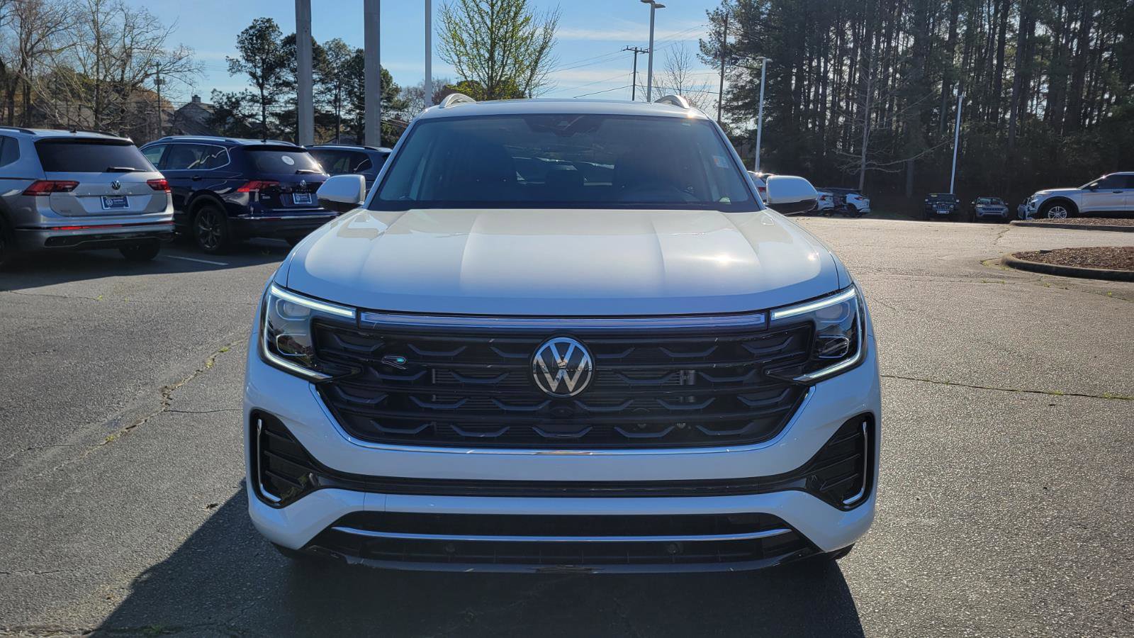 New 2026 Volkswagen Atlas SEL Premium R-Line image 8