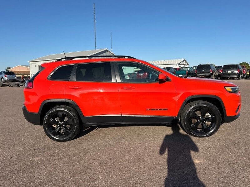 Used 2021 Jeep Cherokee Latitude Plus image 6