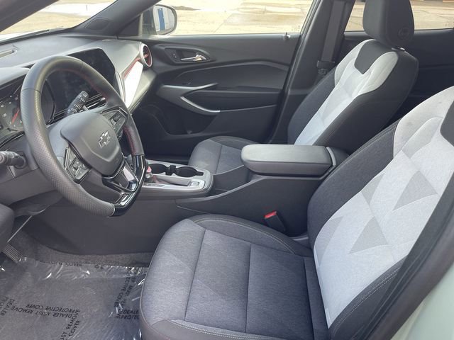 Used 2024 Chevrolet Trax RS w/ Sunroof Package image 11