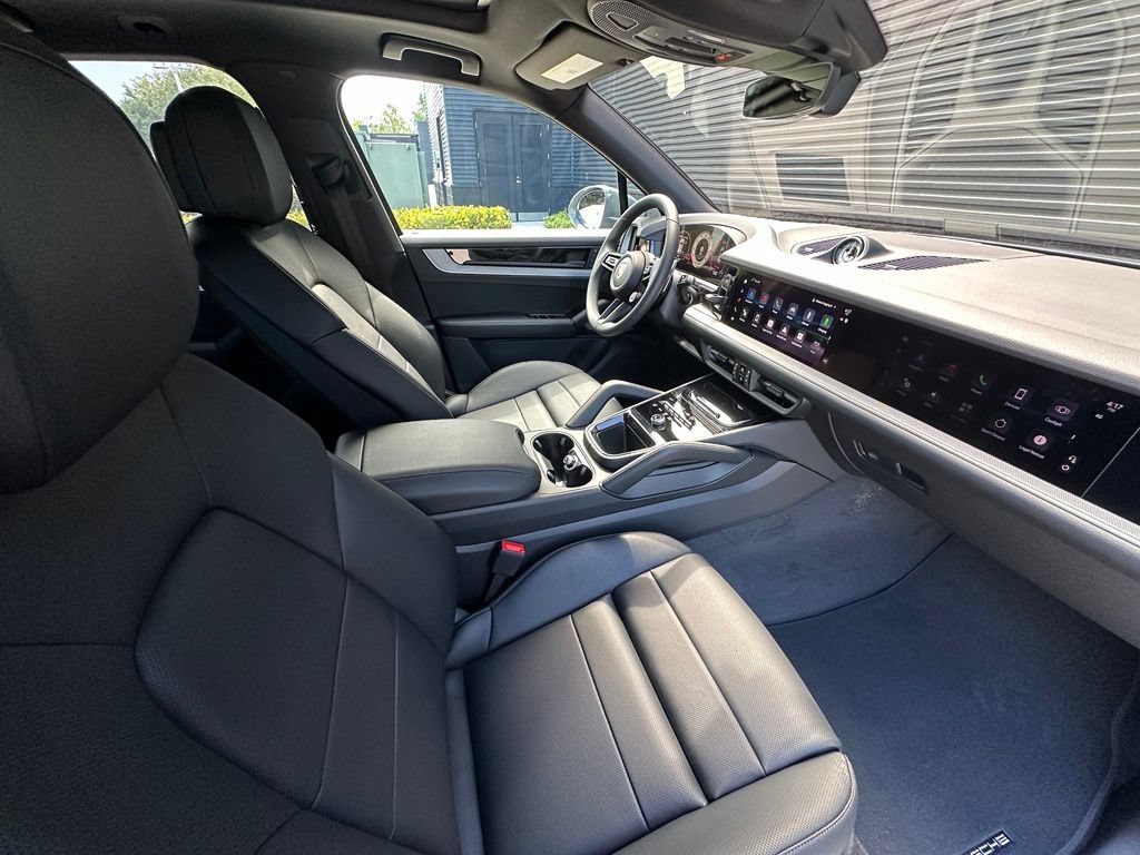 Used 2026 Porsche Cayenne E-Hybrid AWD/4WD image 43
