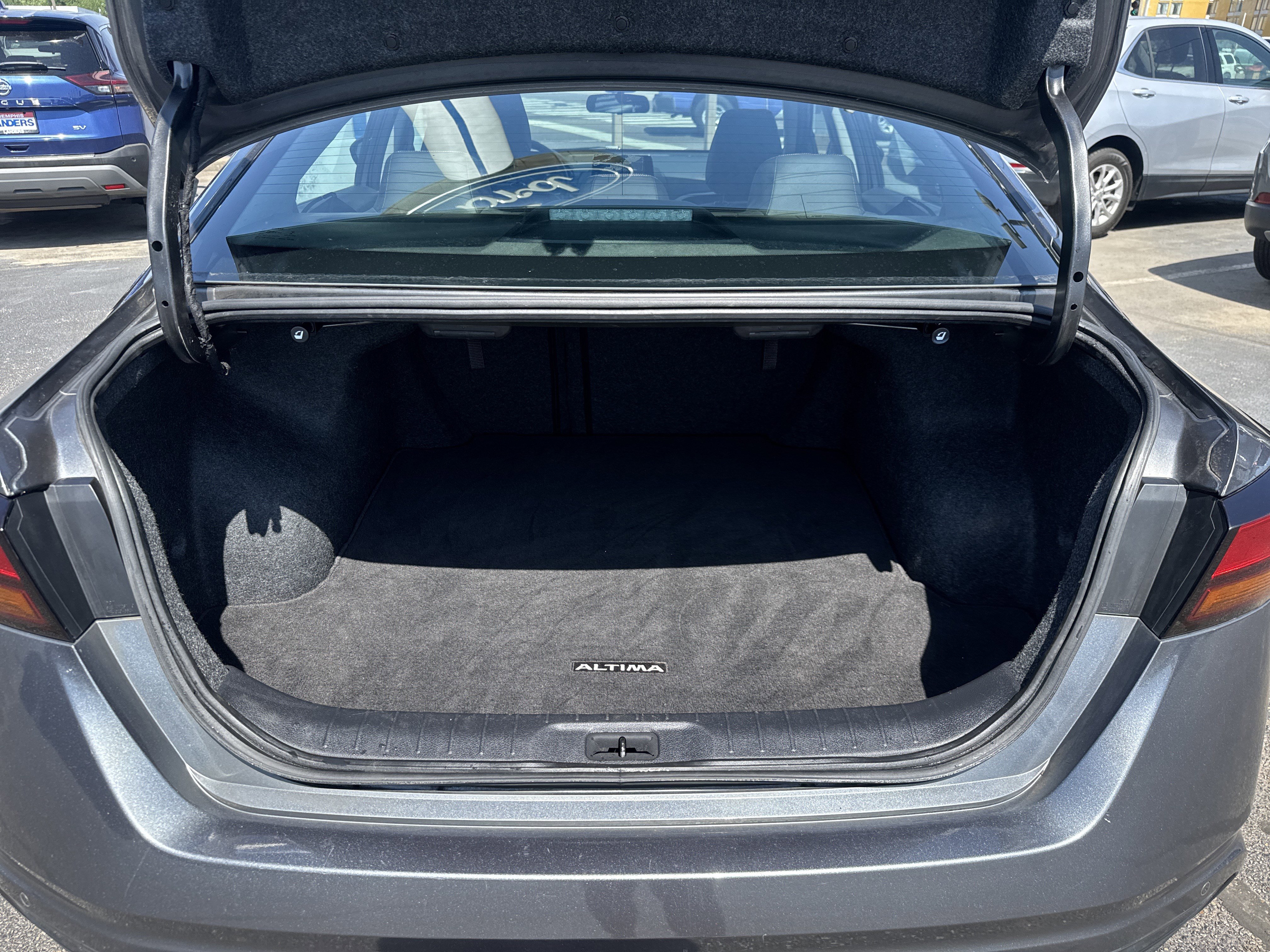Used 2021 Nissan Altima 2.5 SR FWD image 13