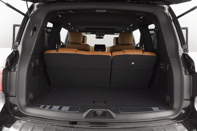 Used 2024 INFINITI QX80 Sensory AWD/4WD image 37