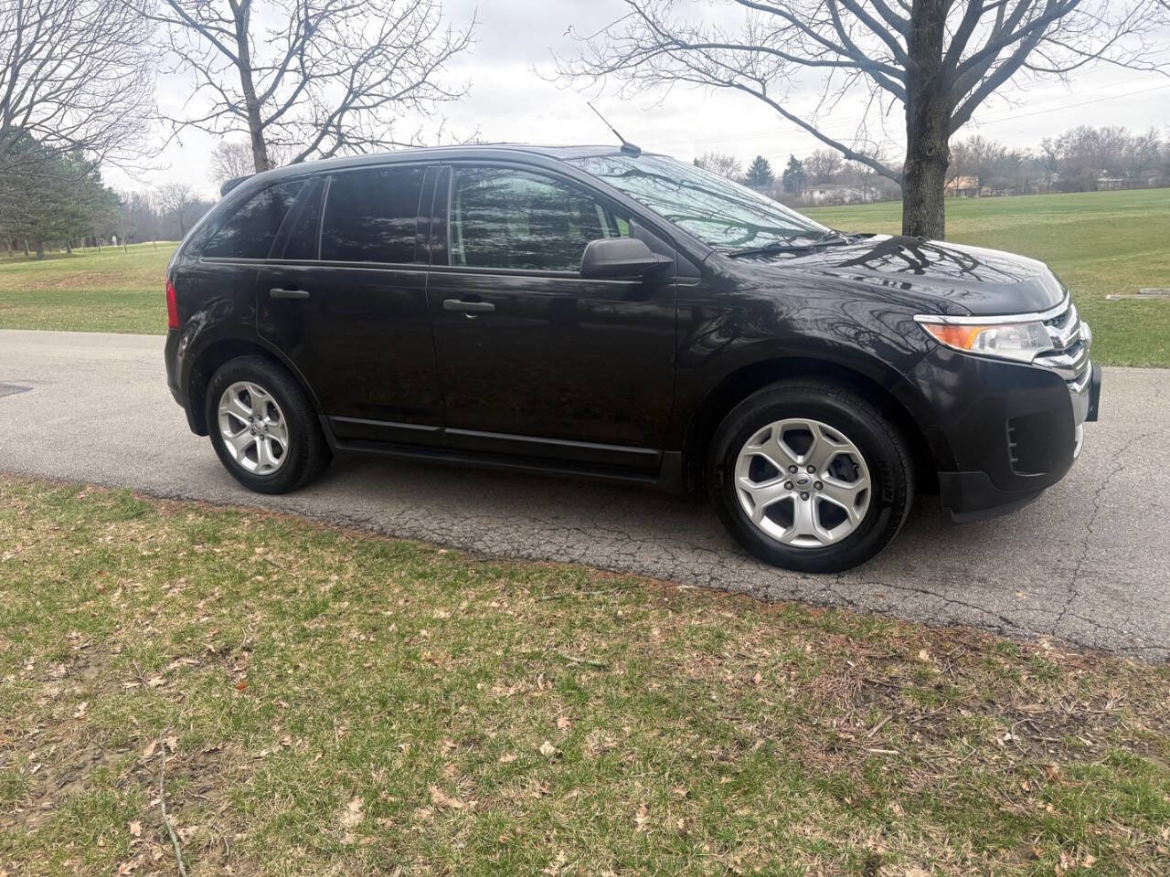 Used 2013 Ford Edge SE image 12
