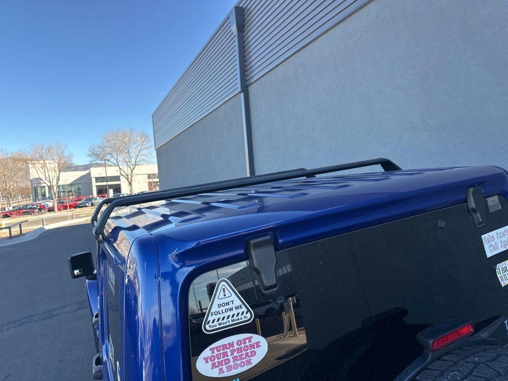 Used 2019 Jeep Wrangler Unlimited Sahara image 10