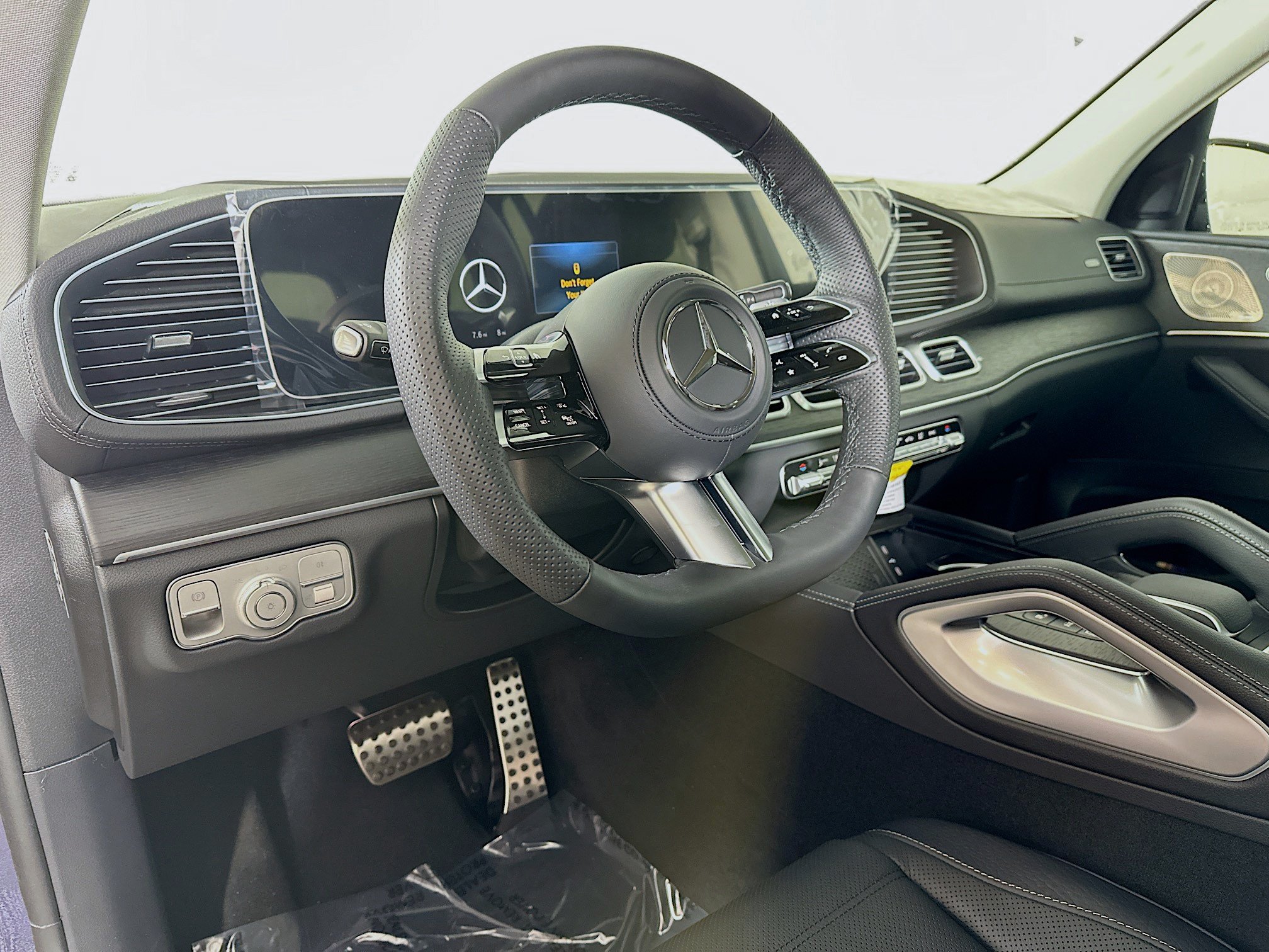 New 2026 Mercedes-Benz GLS 450 4MATIC image 9