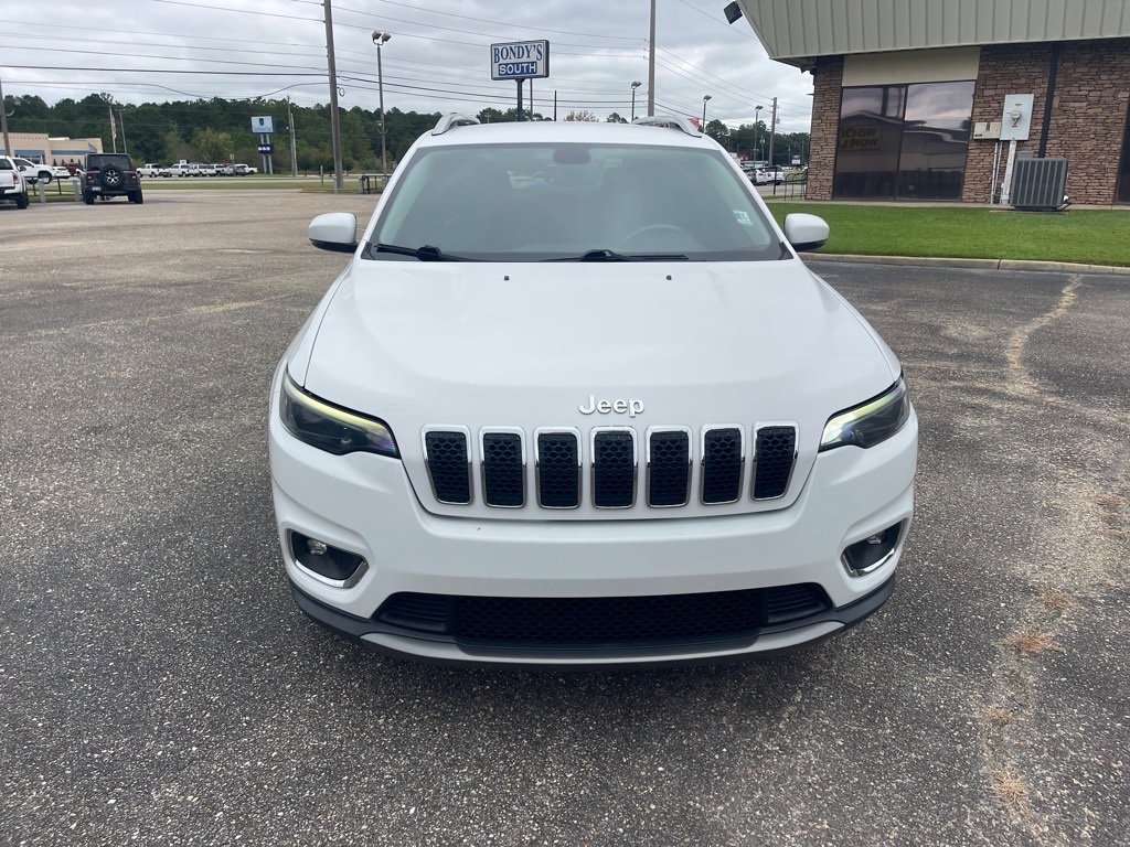 Used 2019 Jeep Cherokee Limited w/ Luxury Group image 2