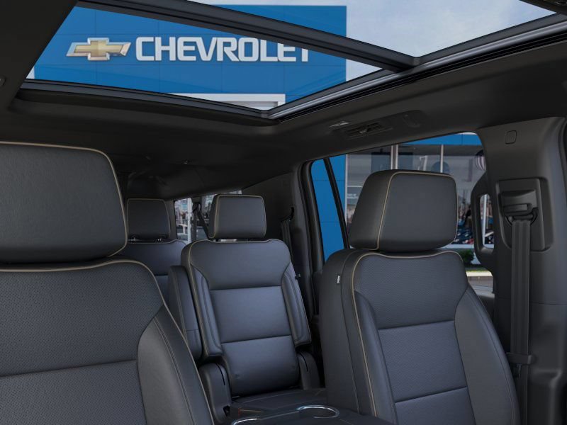 New 2026 Chevrolet Suburban Premier w/ Sun And Tow Package AWD/4WD image 24