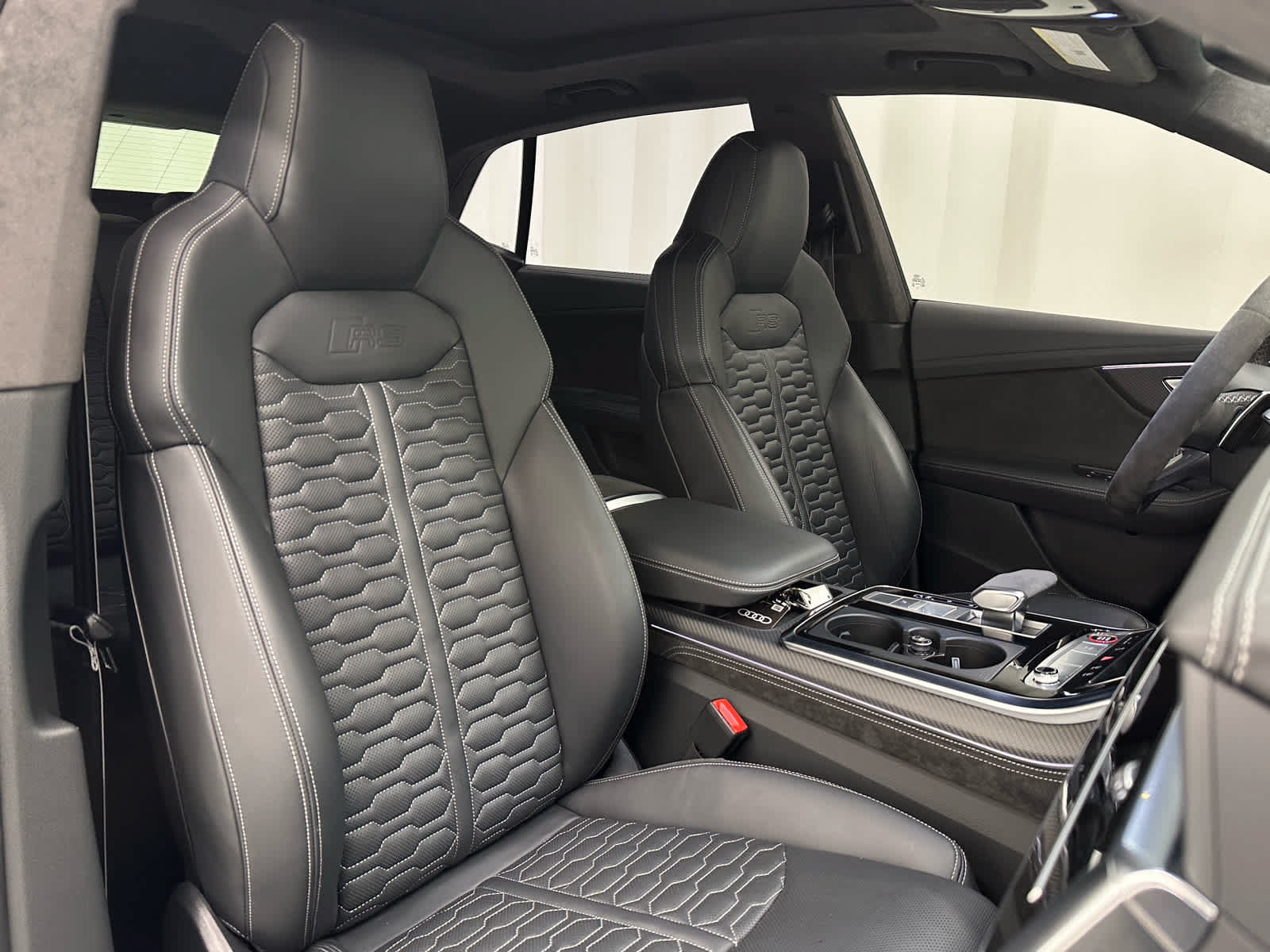 Used 2022 Audi RS Q8 AWD/4WD image 19