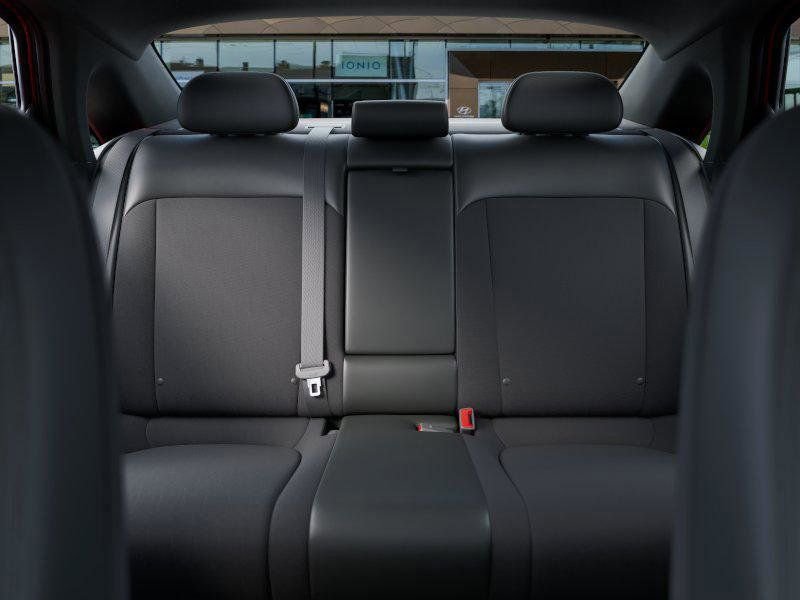 New 2025 Hyundai Ioniq 6 SE image 12