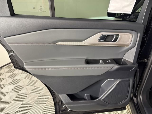 New 2025 Ford Explorer Active w/ Active Comfort Package image 20