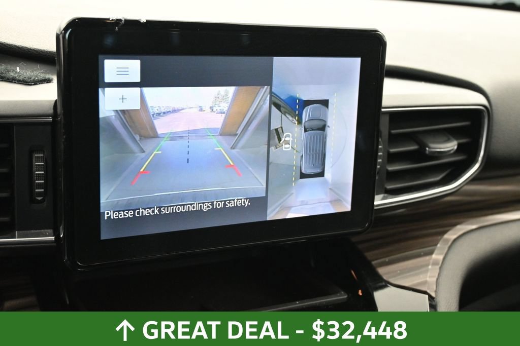 Used 2023 Ford Explorer Limited AWD/4WD image 33