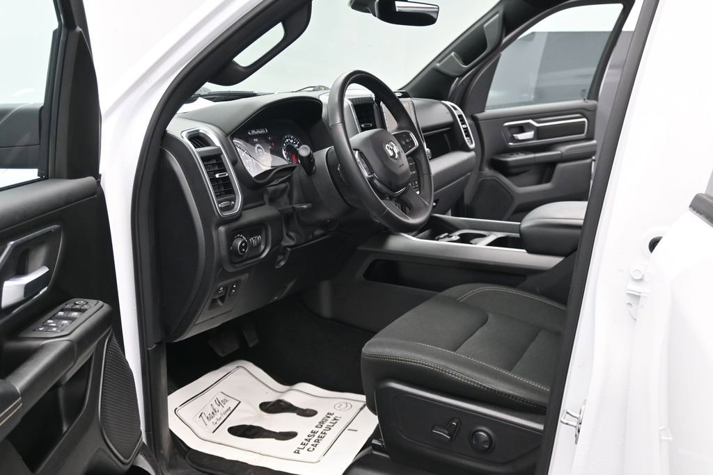 Used 2025 RAM 1500 Big Horn AWD/4WD image 16