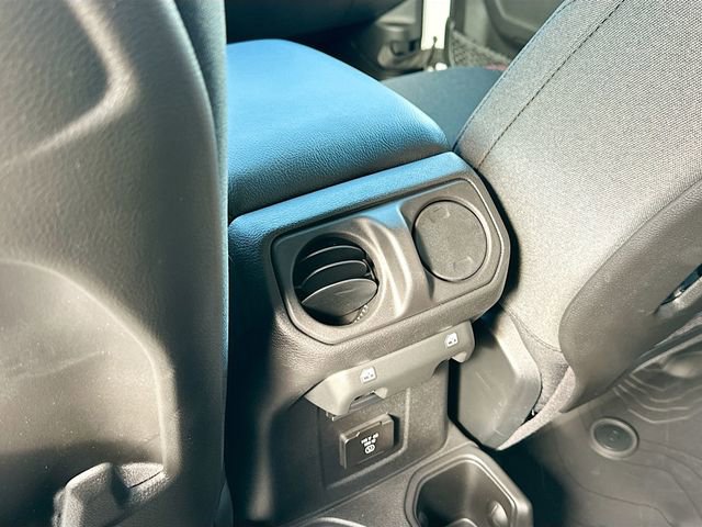New 2026 Jeep Wrangler Unlimited Rubicon image 17