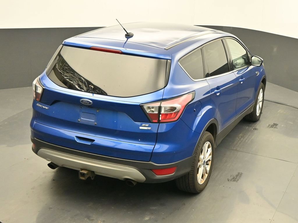 Used 2017 Ford Escape SE image 32
