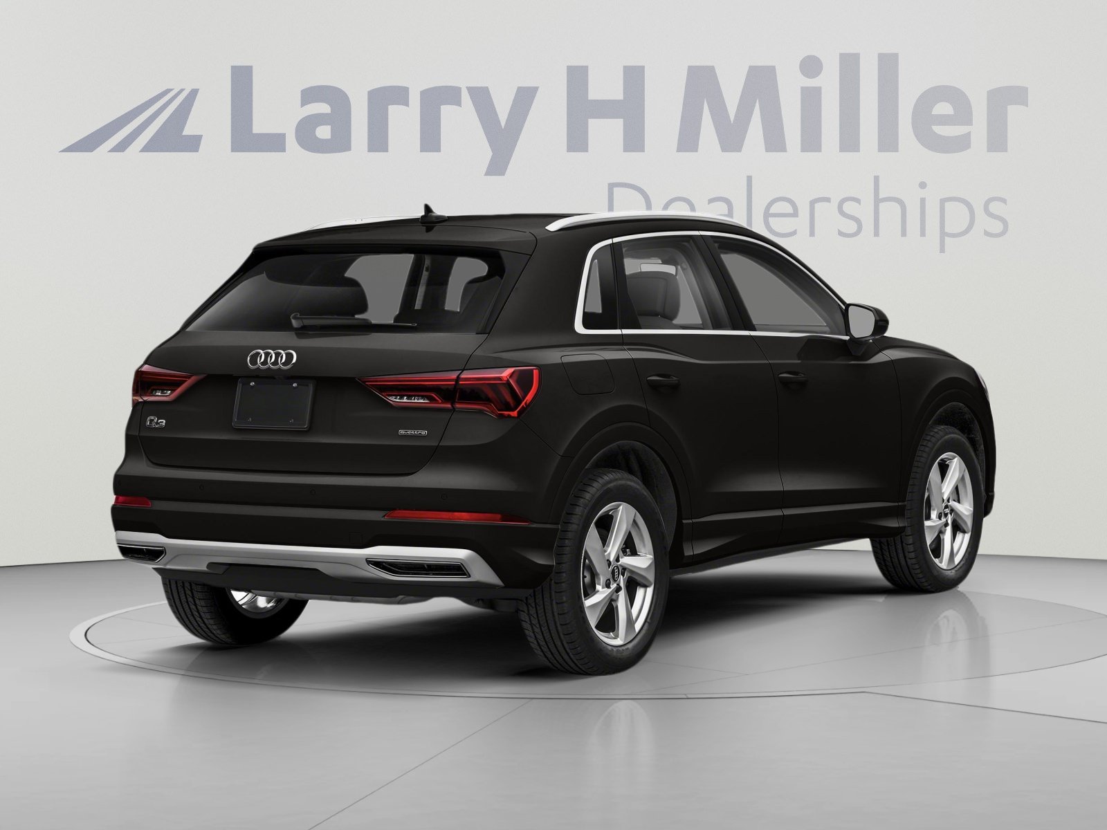 Used 2019 Audi Q3 2.0T Premium Plus w/ Premium Plus Package AWD/4WD image 2
