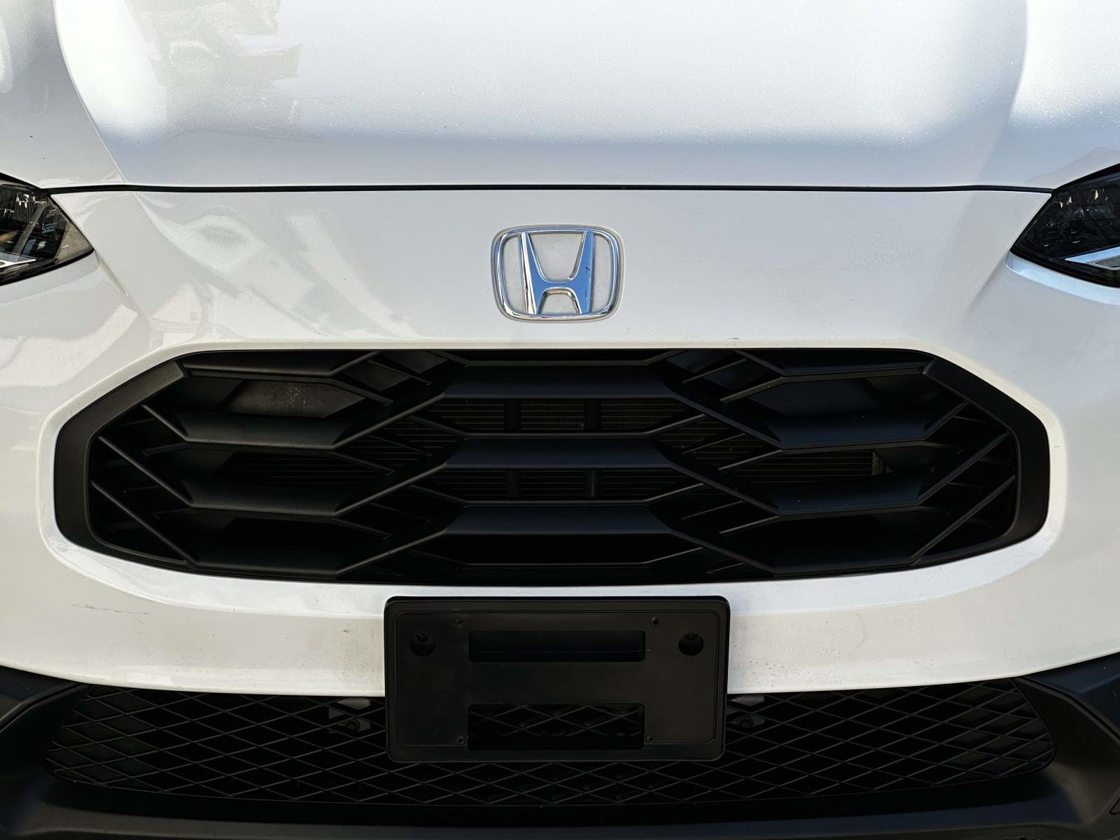 Used 2025 Honda HR-V Sport image 9