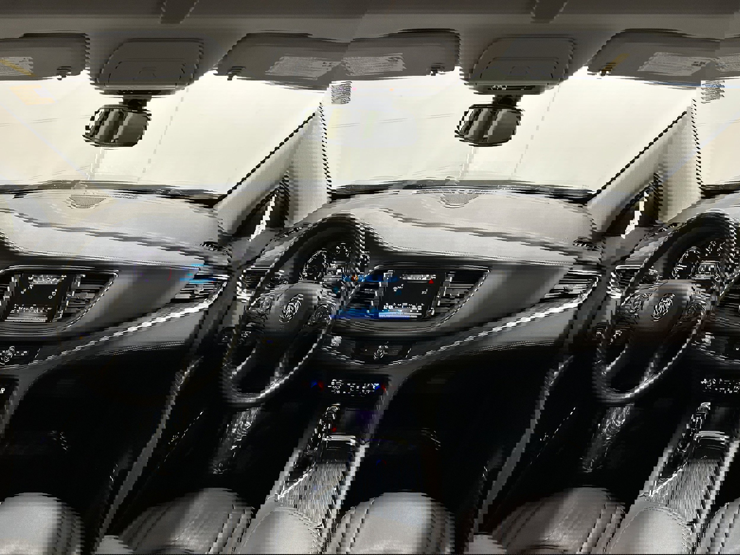 Used 2018 Buick Enclave Premium image 13