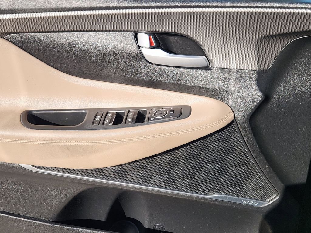 Used 2019 Hyundai Santa Fe SEL image 24