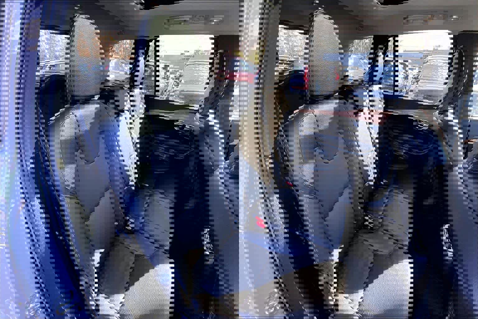 Certified 2024 Volvo XC90 B6 Plus image 19