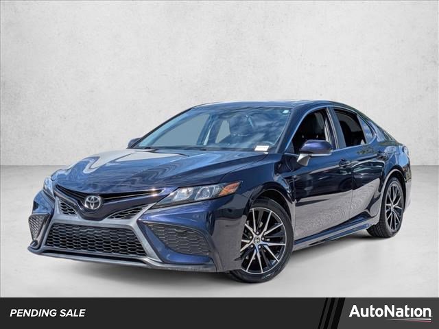 Certified 2021 Toyota Camry SE FWD image 1