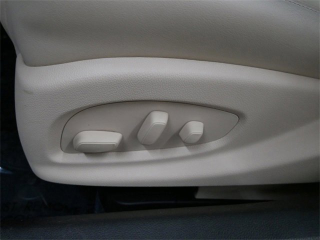 Used 2017 Cadillac CTS Luxury image 15