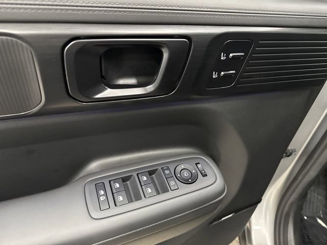 Used 2024 Hyundai Santa Fe Calligraphy image 32