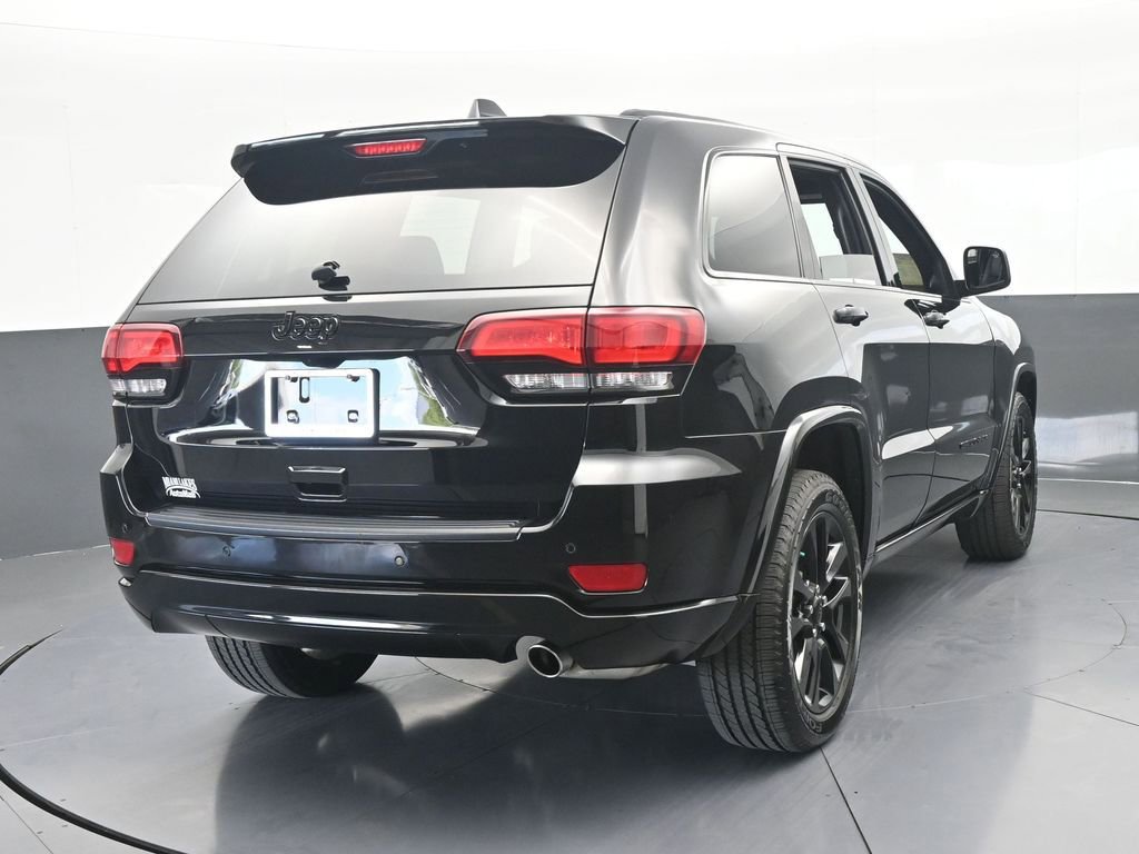 Used 2021 Jeep Grand Cherokee Laredo X RWD image 5