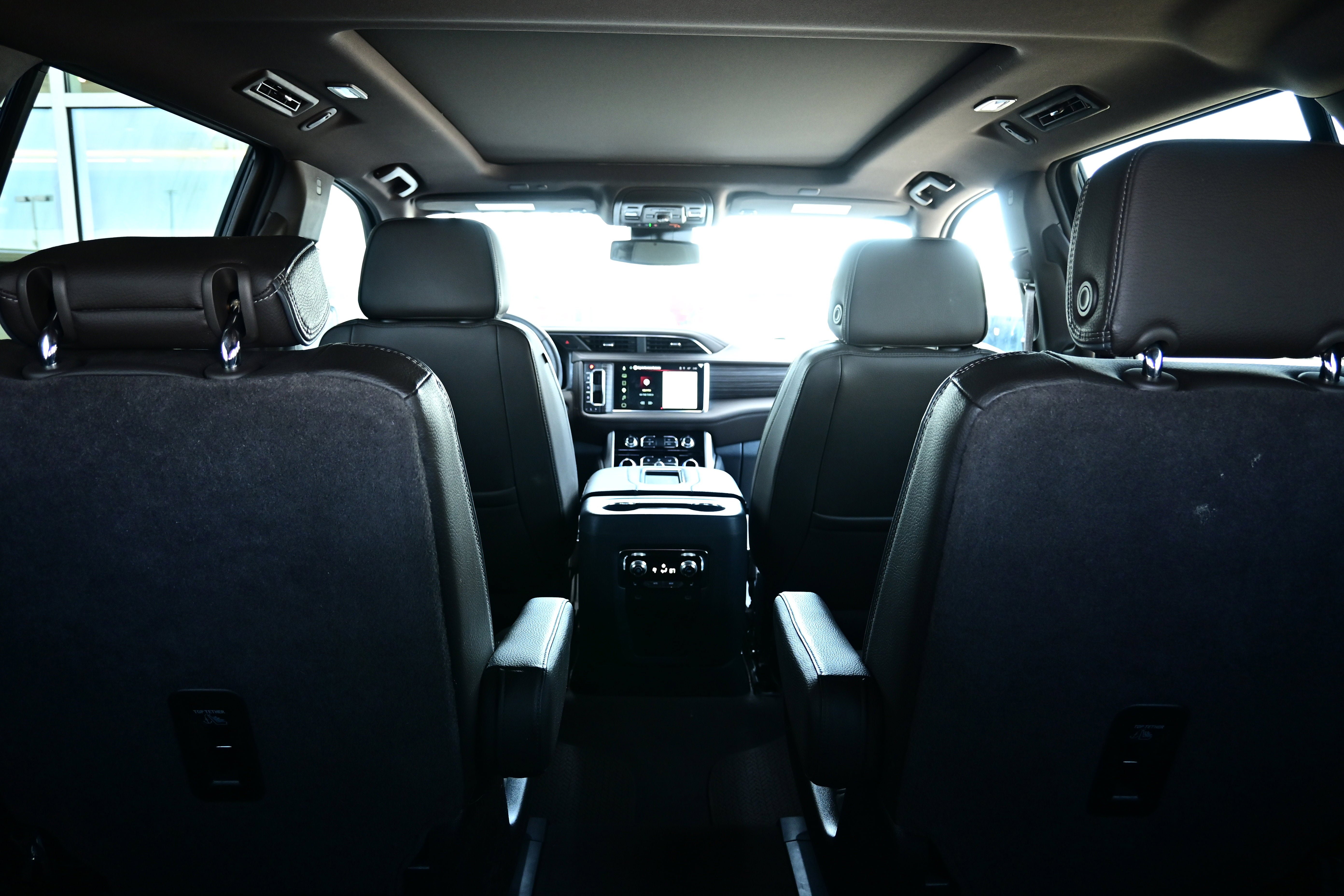 Used 2024 GMC Yukon Denali w/ Max Trailering Package AWD/4WD image 14