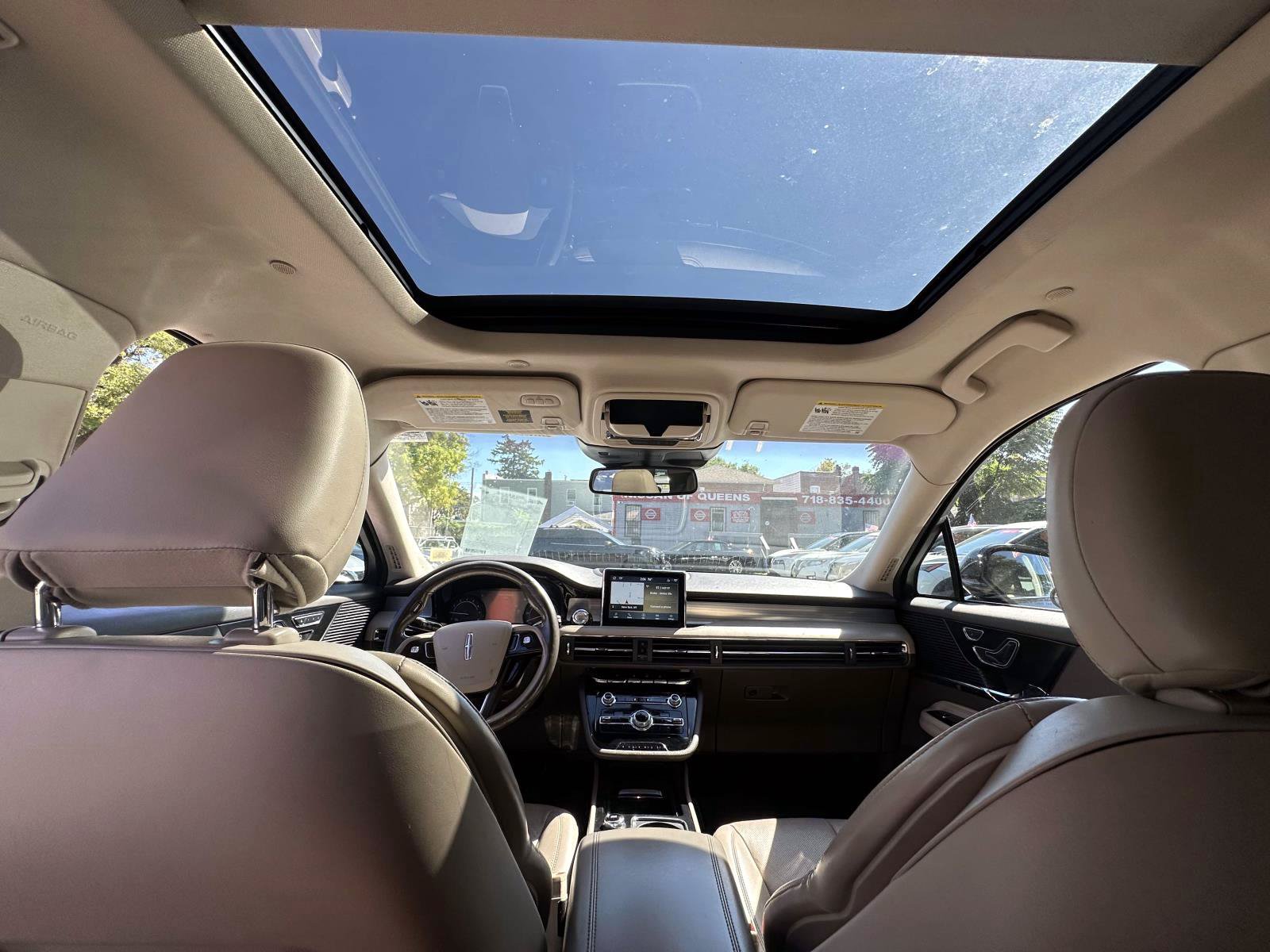 Used 2022 Lincoln Corsair AWD w/ Premium Package image 20
