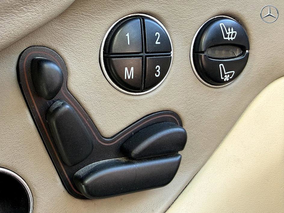 Used 2004 Mercedes-Benz SL 600 image 41