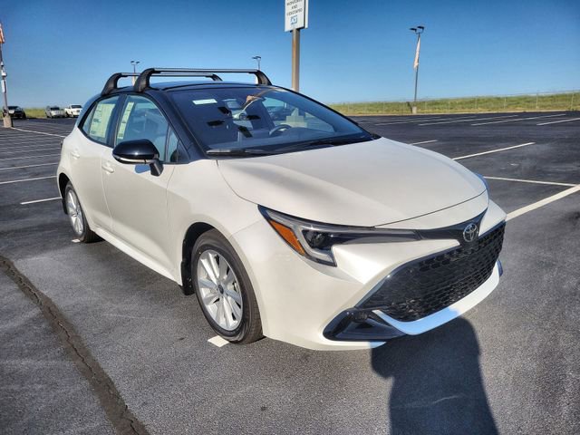 New 2026 Toyota Corolla SE image 2