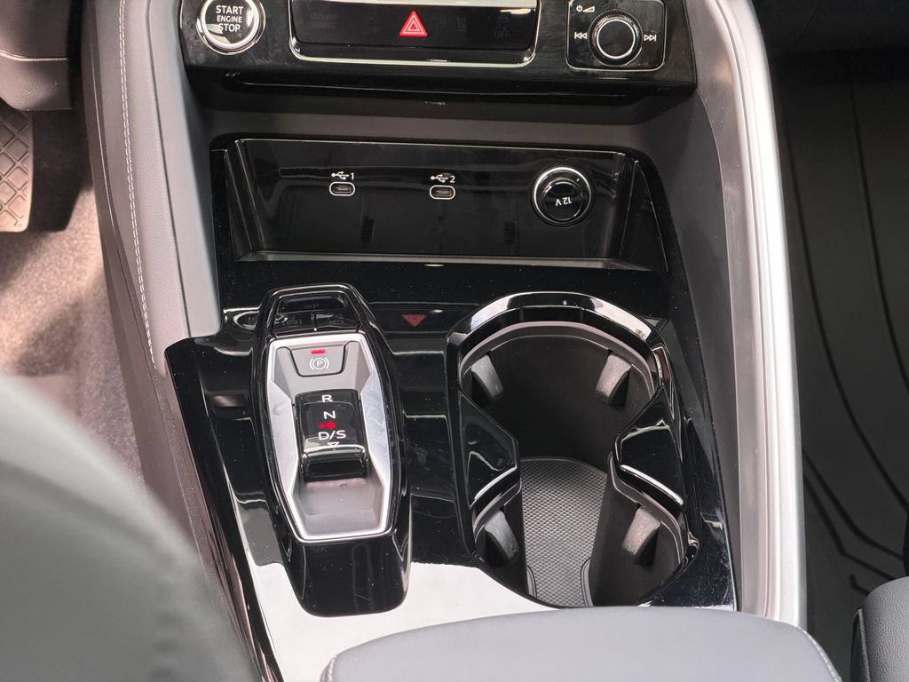 Used 2025 Audi Q5 Premium Plus w/ Premium Plus AWD/4WD image 21
