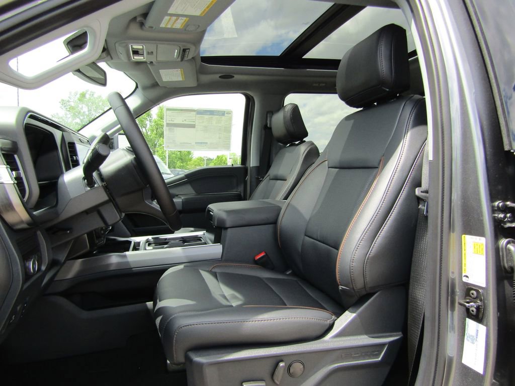 New 2025 Ford F350 Lariat w/ Lariat Ultimate Package image 13