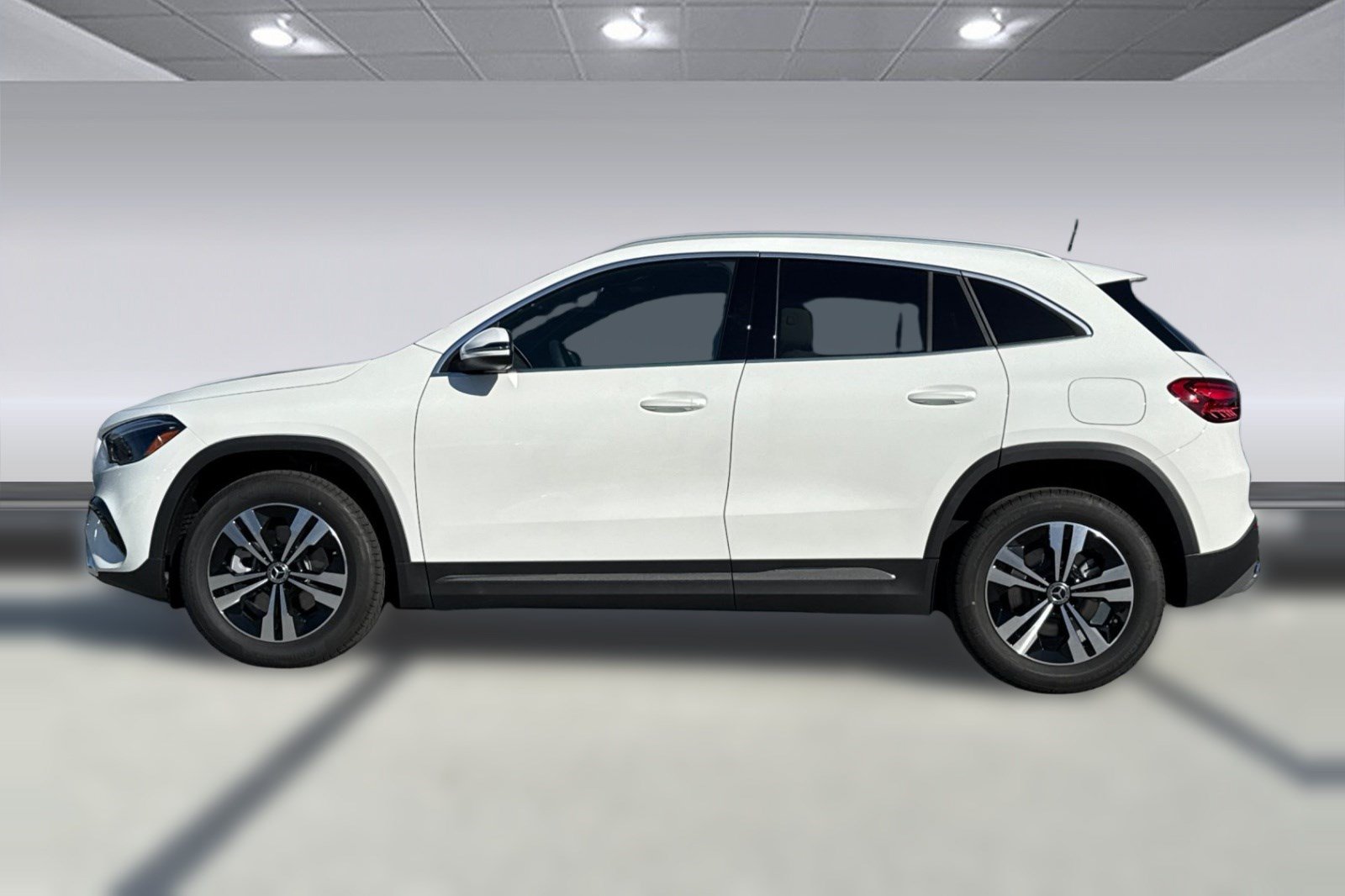 New 2026 Mercedes-Benz GLA 250 image 2