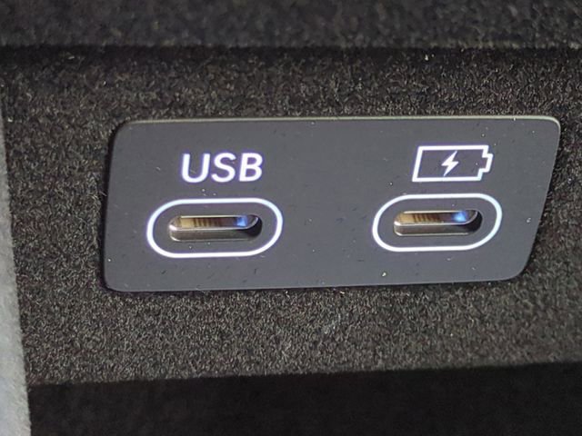 New 2026 Genesis GV70 2.5T Select AWD/4WD image 18
