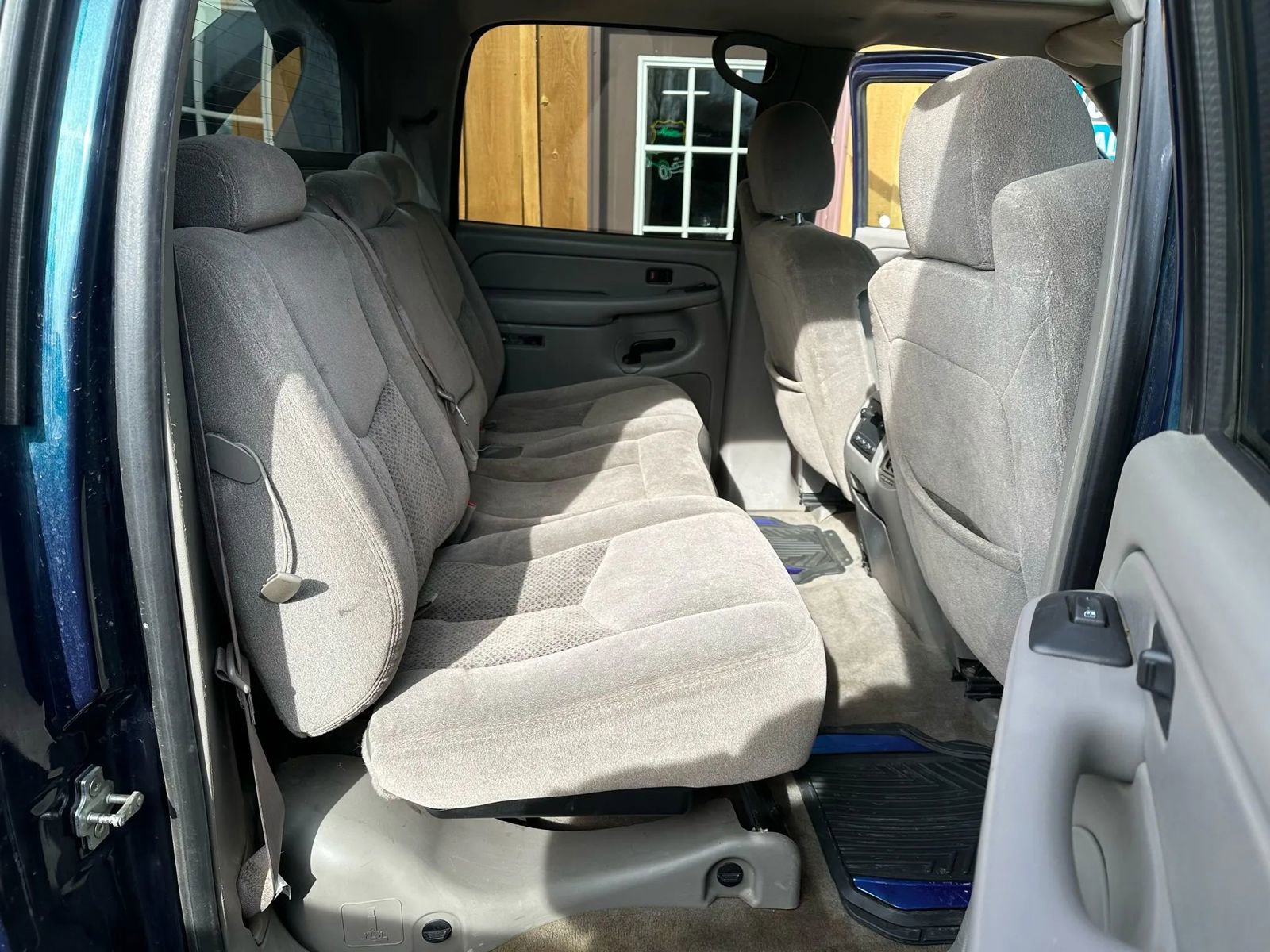 Used 2005 Chevrolet Avalanche Z71 w/ Sun And Sound Package image 13