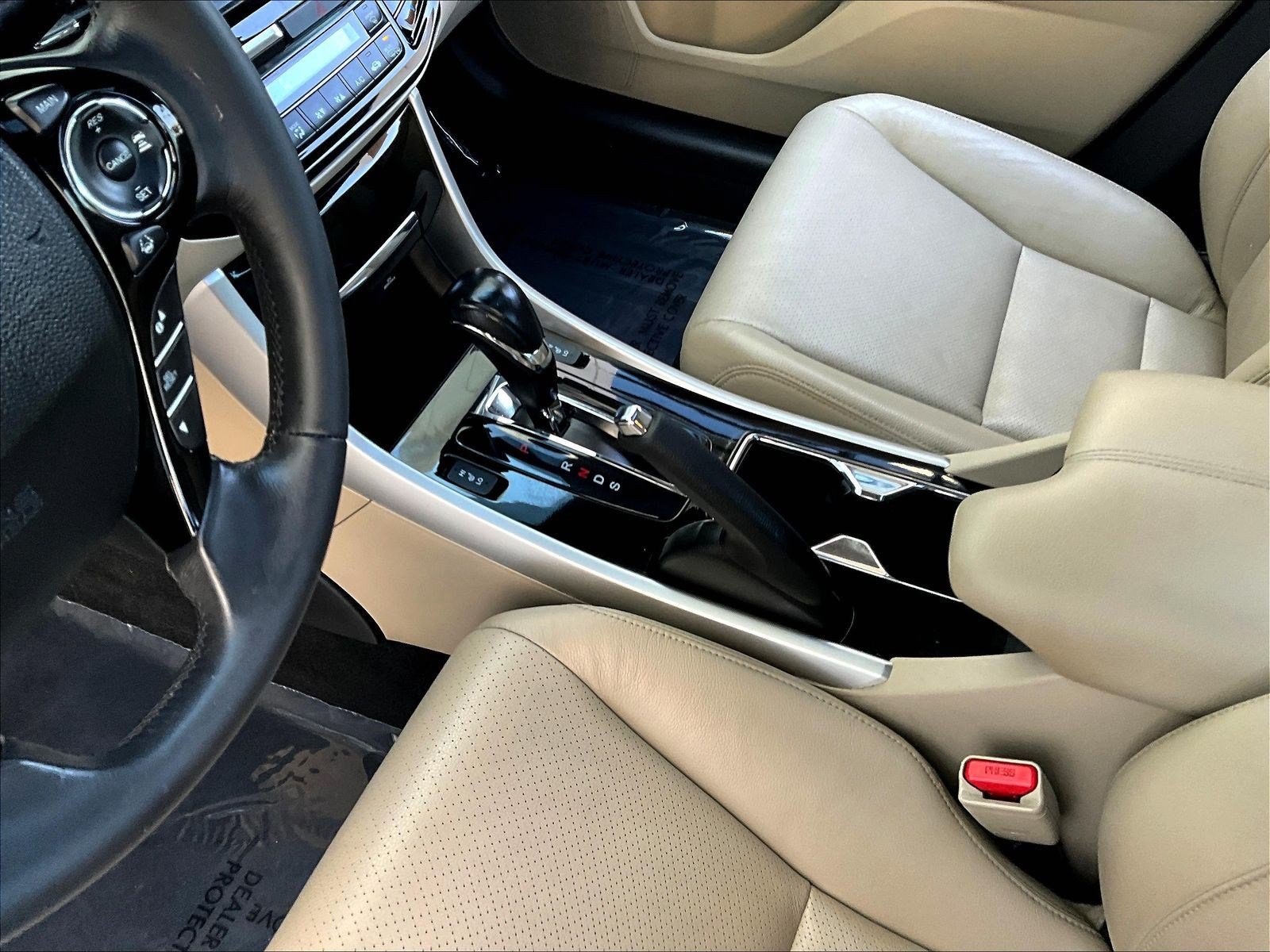 Used 2016 Honda Accord EX-L image 17