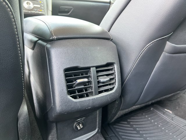 Used 2019 Ford Fusion Titanium FWD image 22