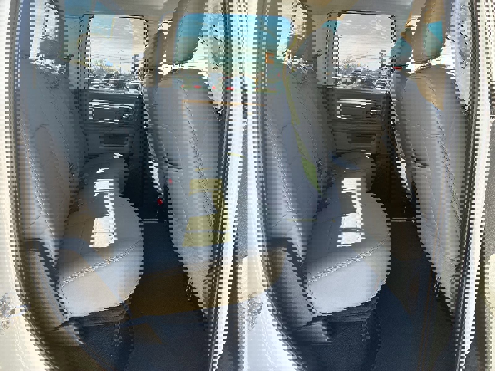 Used 2017 RAM 2500 Big Horn image 23