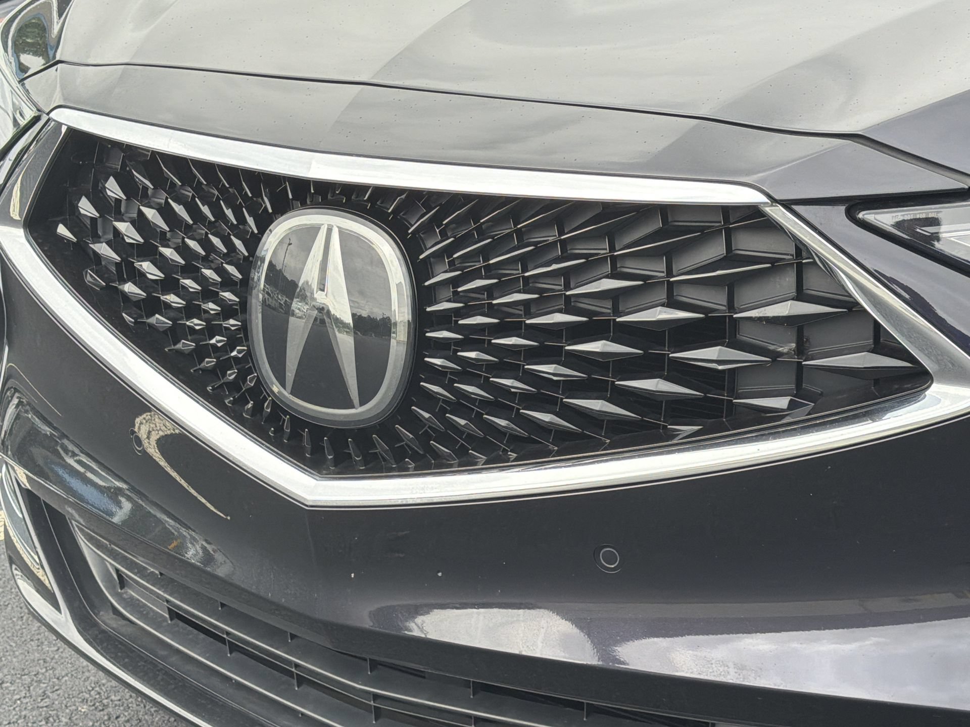 Used 2024 Acura MDX FWD w/ Technology Package image 2