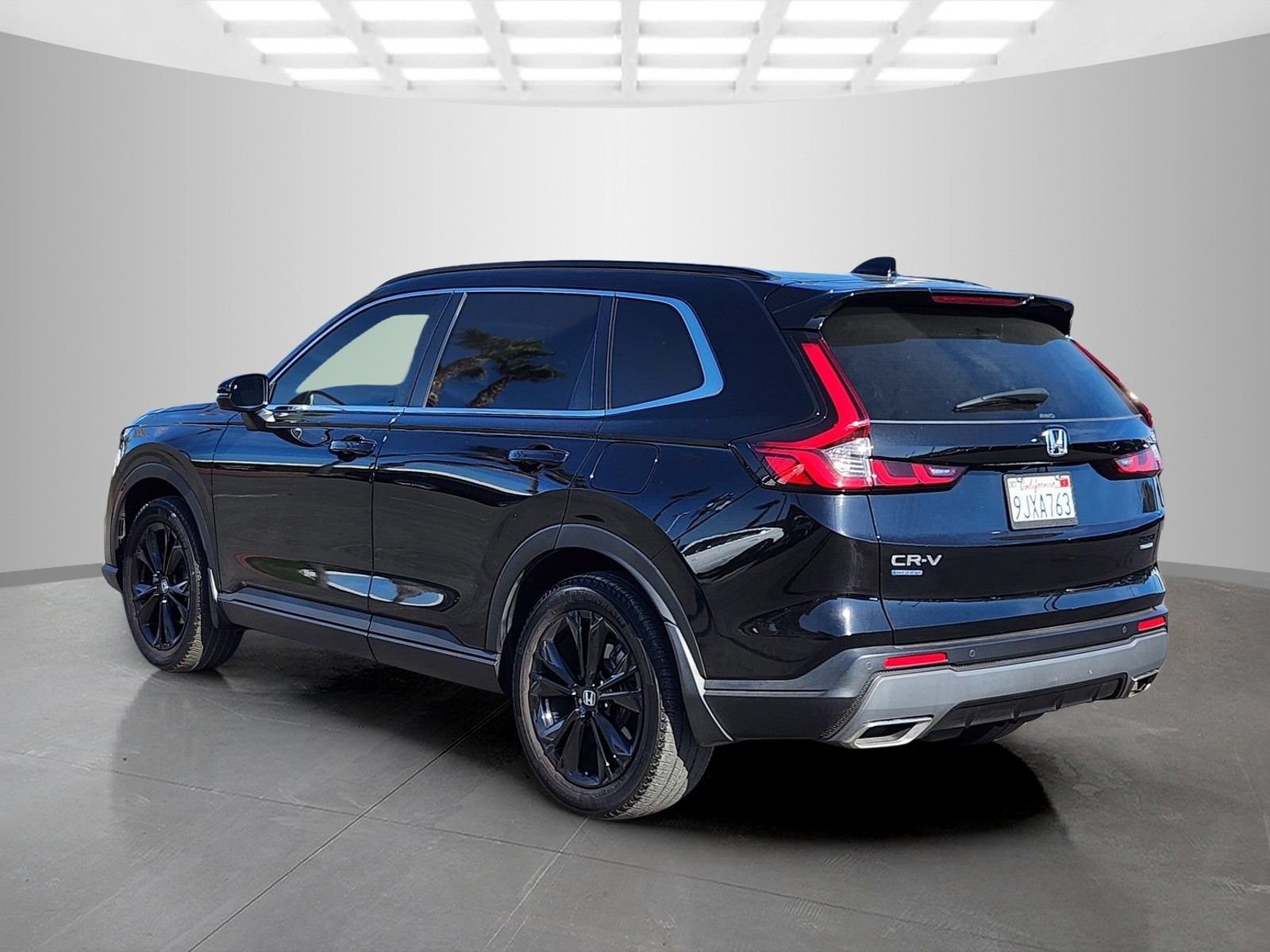 Used 2024 Honda CR-V Sport Touring image 5