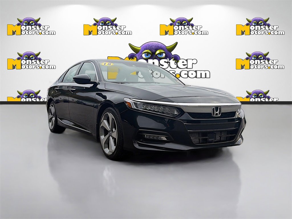 Used 2018 Honda Accord Touring image 3