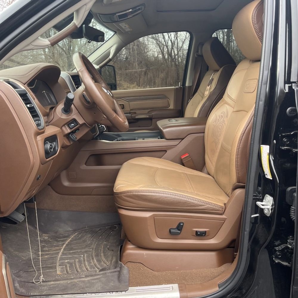 Used 2024 RAM 3500 Limited w/ Safety Group image 11