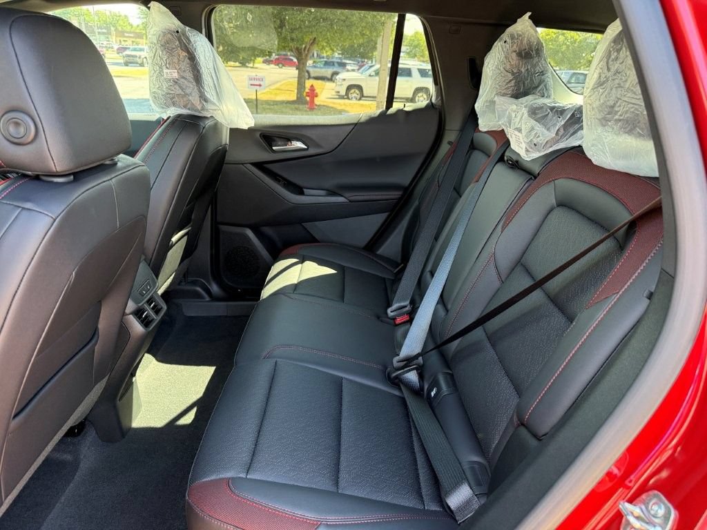 New 2027 Chevrolet Equinox RS w/ Convenience Package III FWD image 15