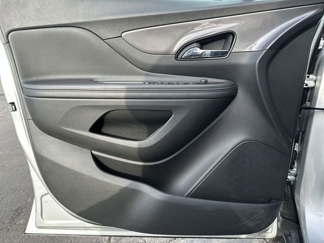 Used 2022 Buick Encore Preferred w/ Safety Package image 22