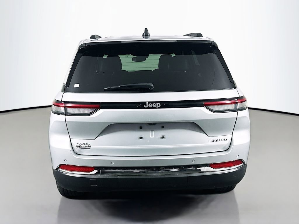 Used 2024 Jeep Grand Cherokee Limited image 6