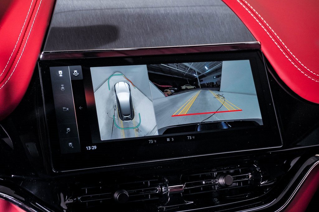 New 2026 Aston Martin DBX 707 image 28